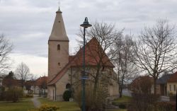 Kirche; Kriegerdenkmal; Ort