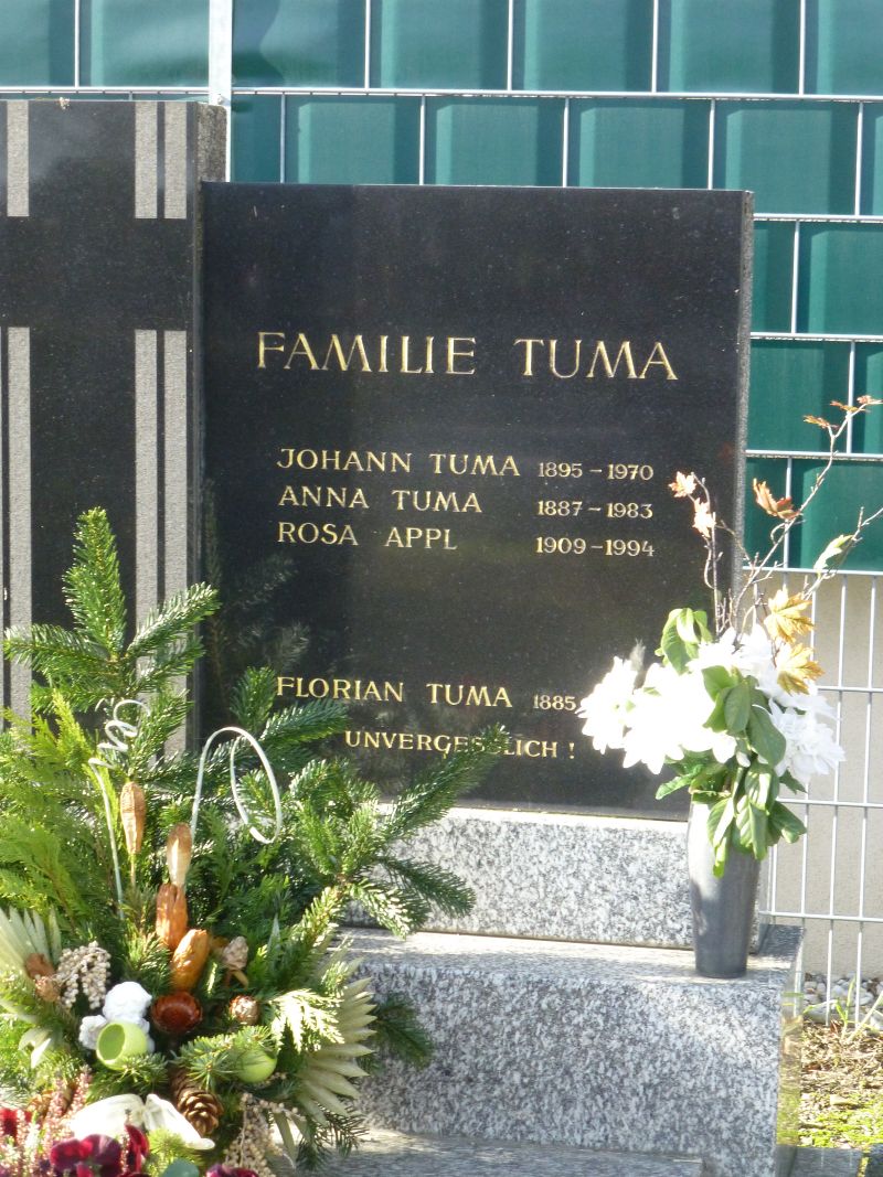 Tuma