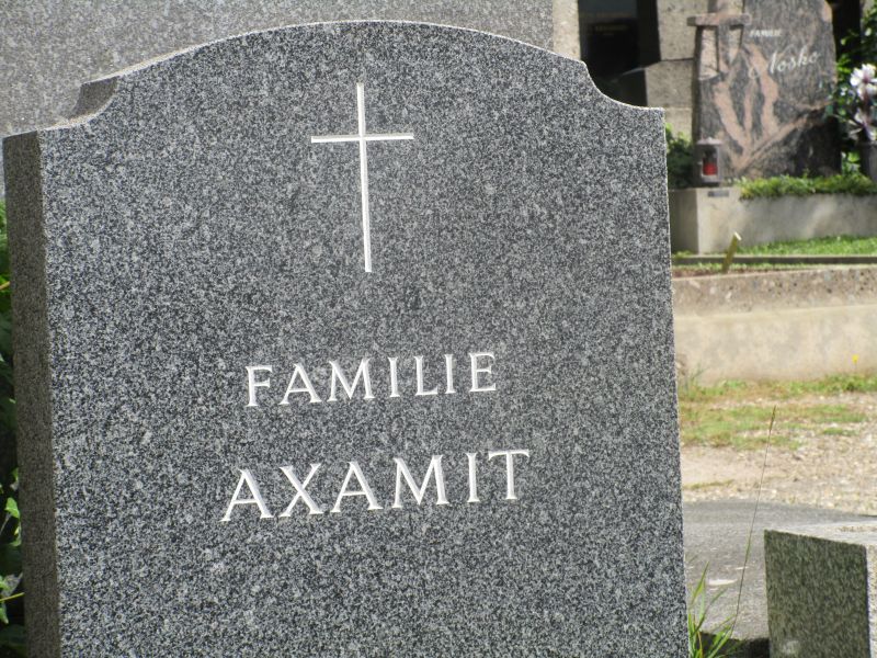 Axamit