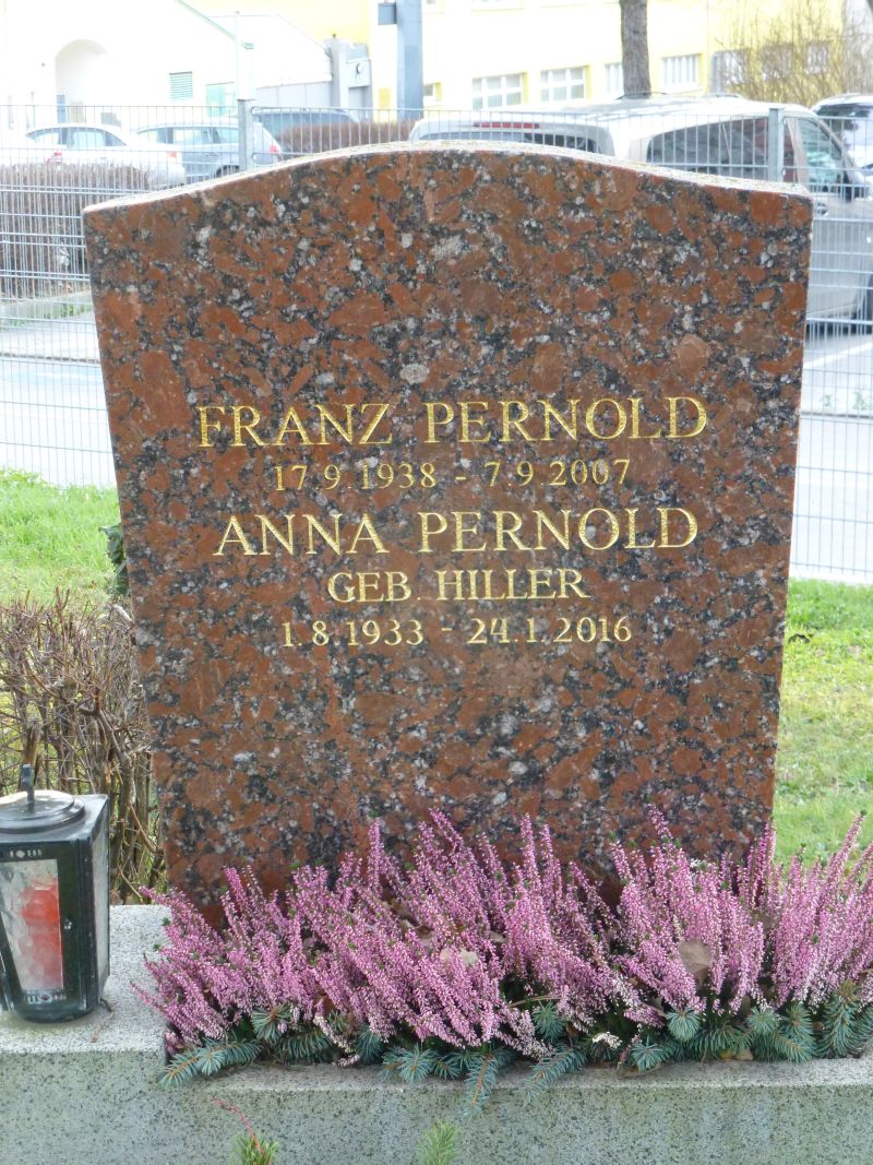 Pernold; Hiller