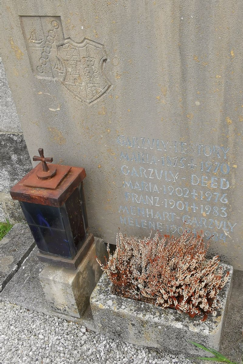 Garzuly; Testory; Deed; Menhart