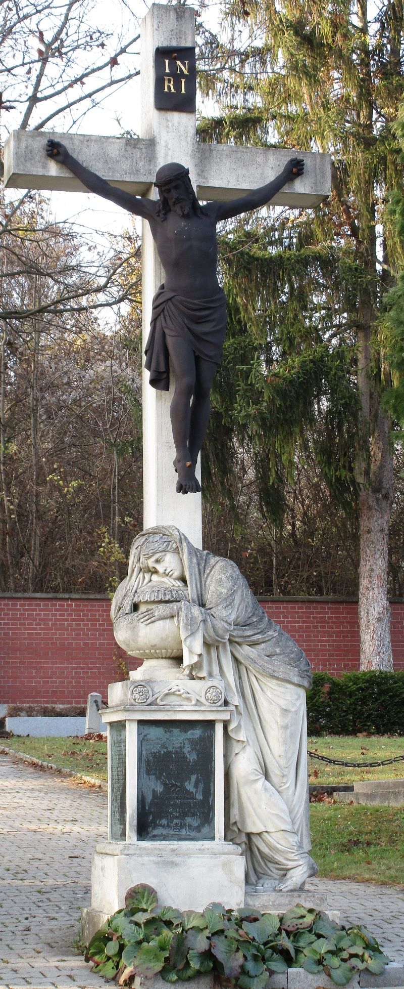 Friedhofskreuz; Kriegstote 1.+2.WK