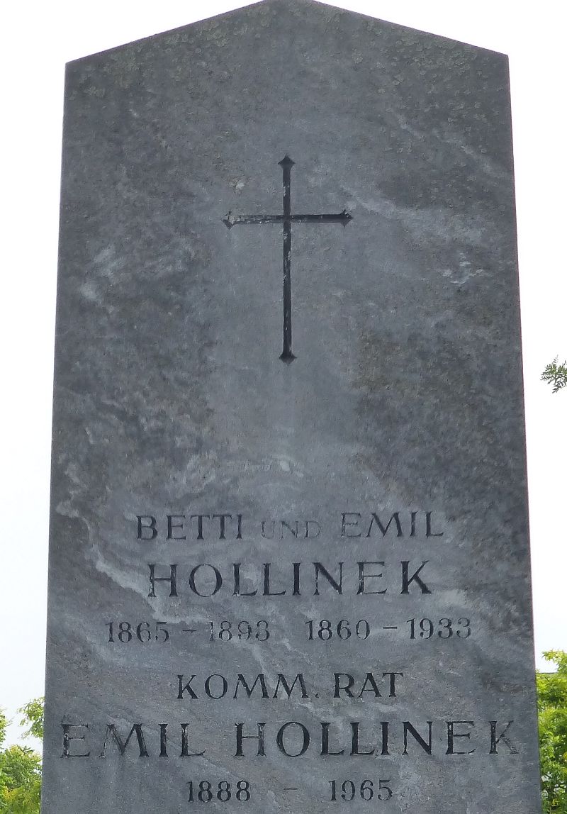Hollinek