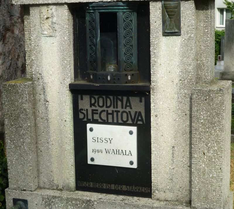 Lechtova; Wahala