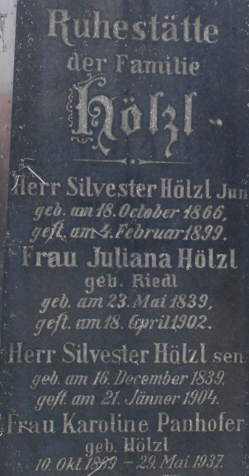 Hölzl; Hölzl geb. Riedl; Panhofer; Panhofer geb. Hölzl