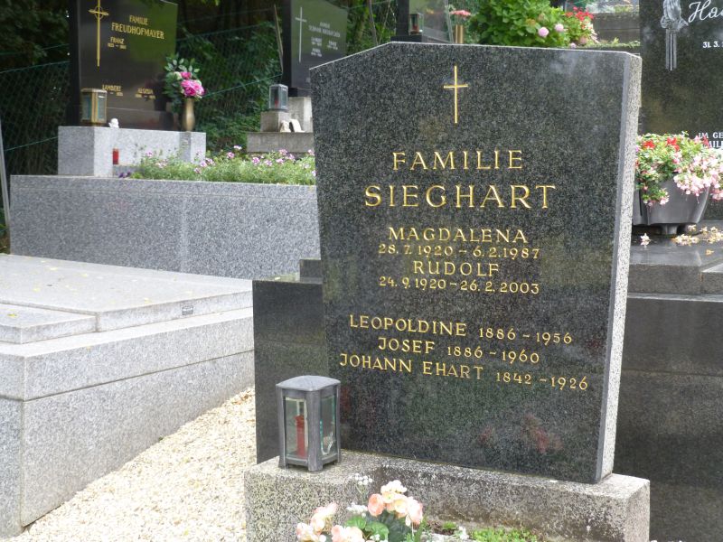 Sieghart; Ehart