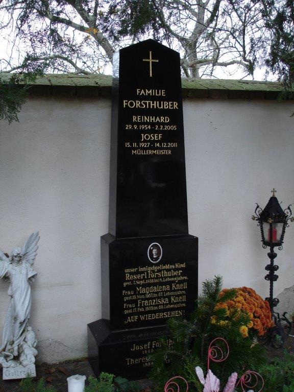 Forsthuber; Knell