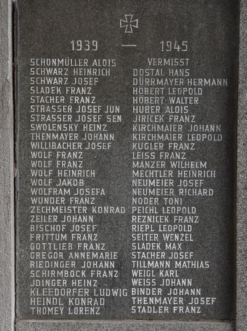 Kriegerdenkmal; Kriegstote 2.WK
