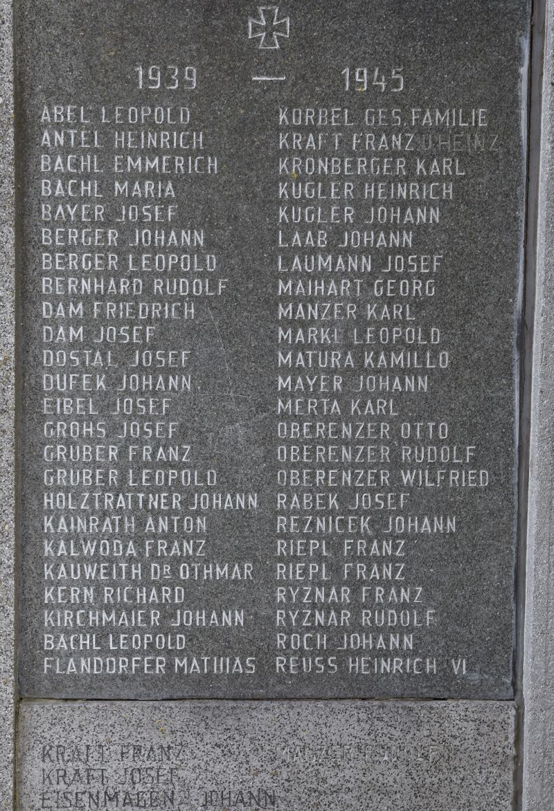 Kriegerdenkmal; Kriegstote 2.WK