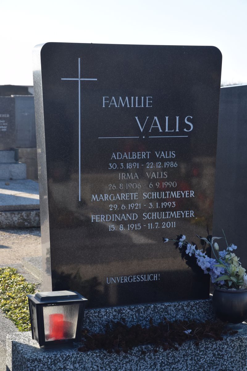 Valis; Schultmeyer