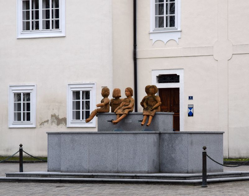 Brunnen
