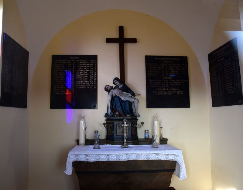 Kriegergedenkstätte Altar