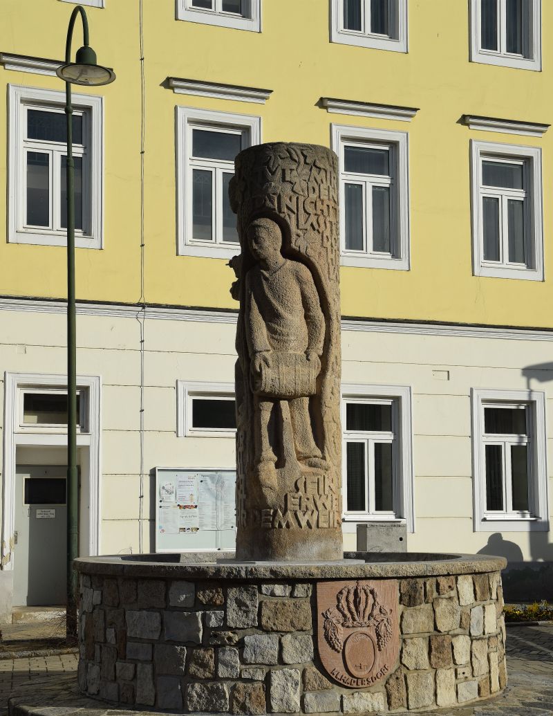Brunnen
