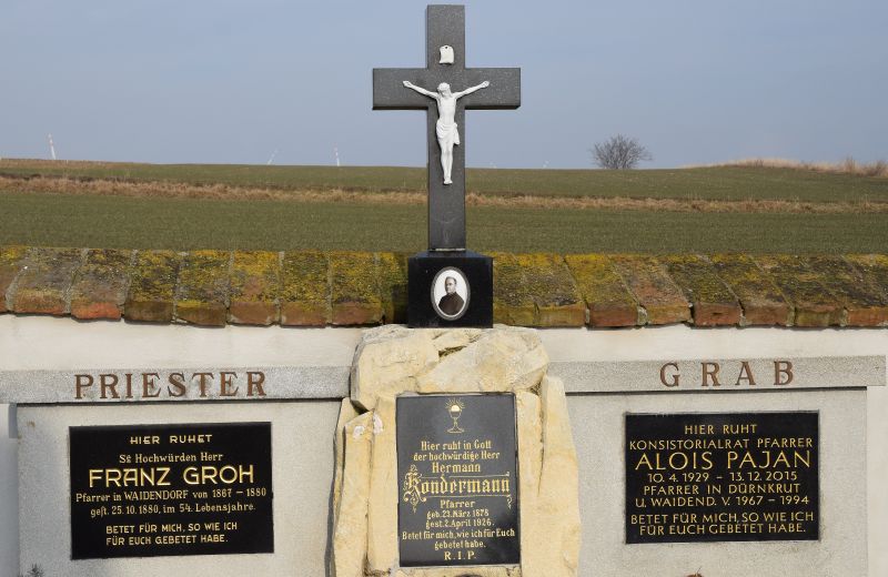 Priestergrab; Groh; Kondermann; Pajan