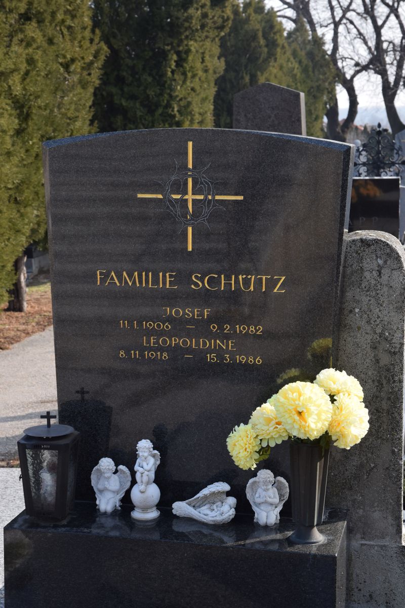 Schütz
