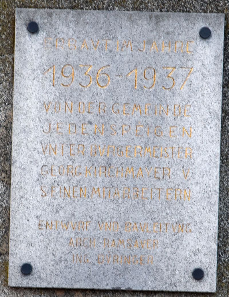 Friedhofskreuz