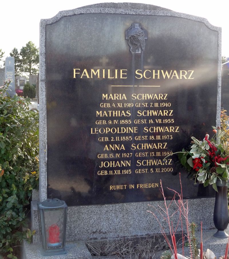Schwarz