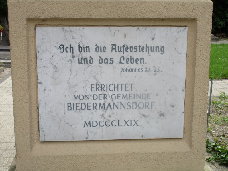 Friedhof; Friedhofskreuz