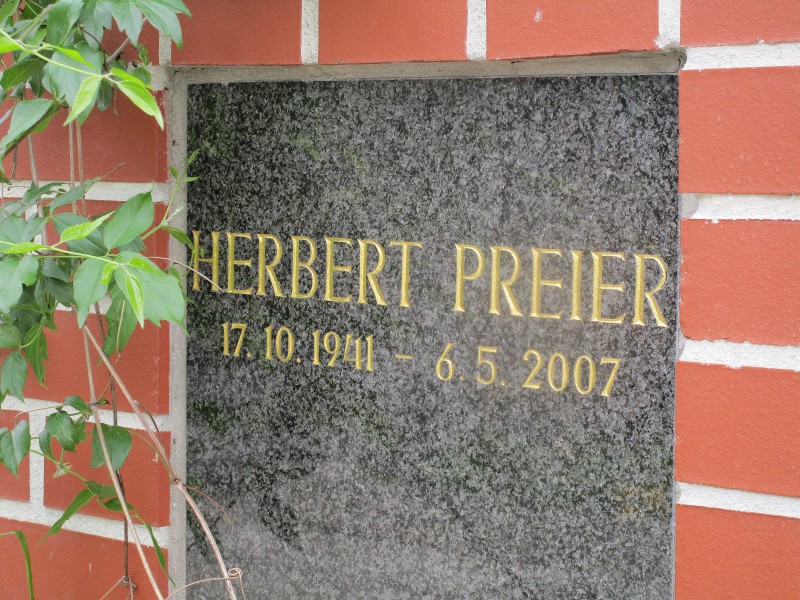 Preier