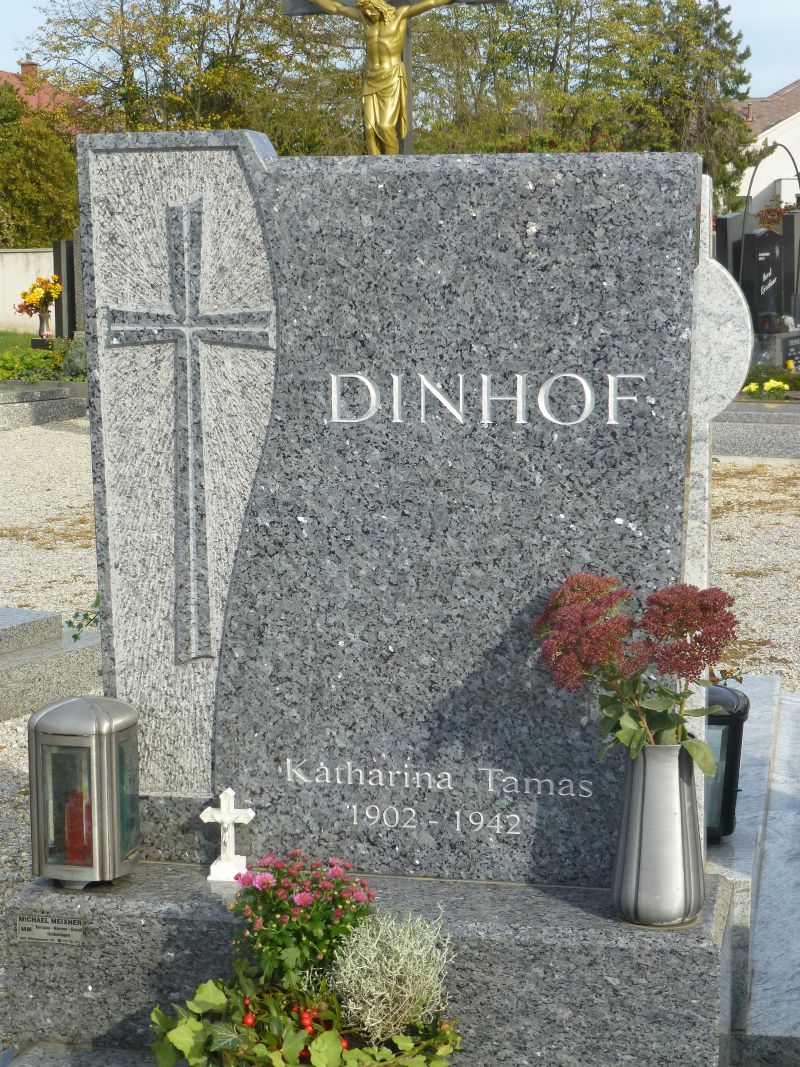 Dinhof; Tamas