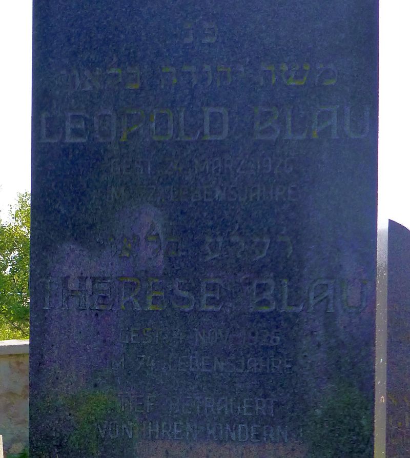 Blau