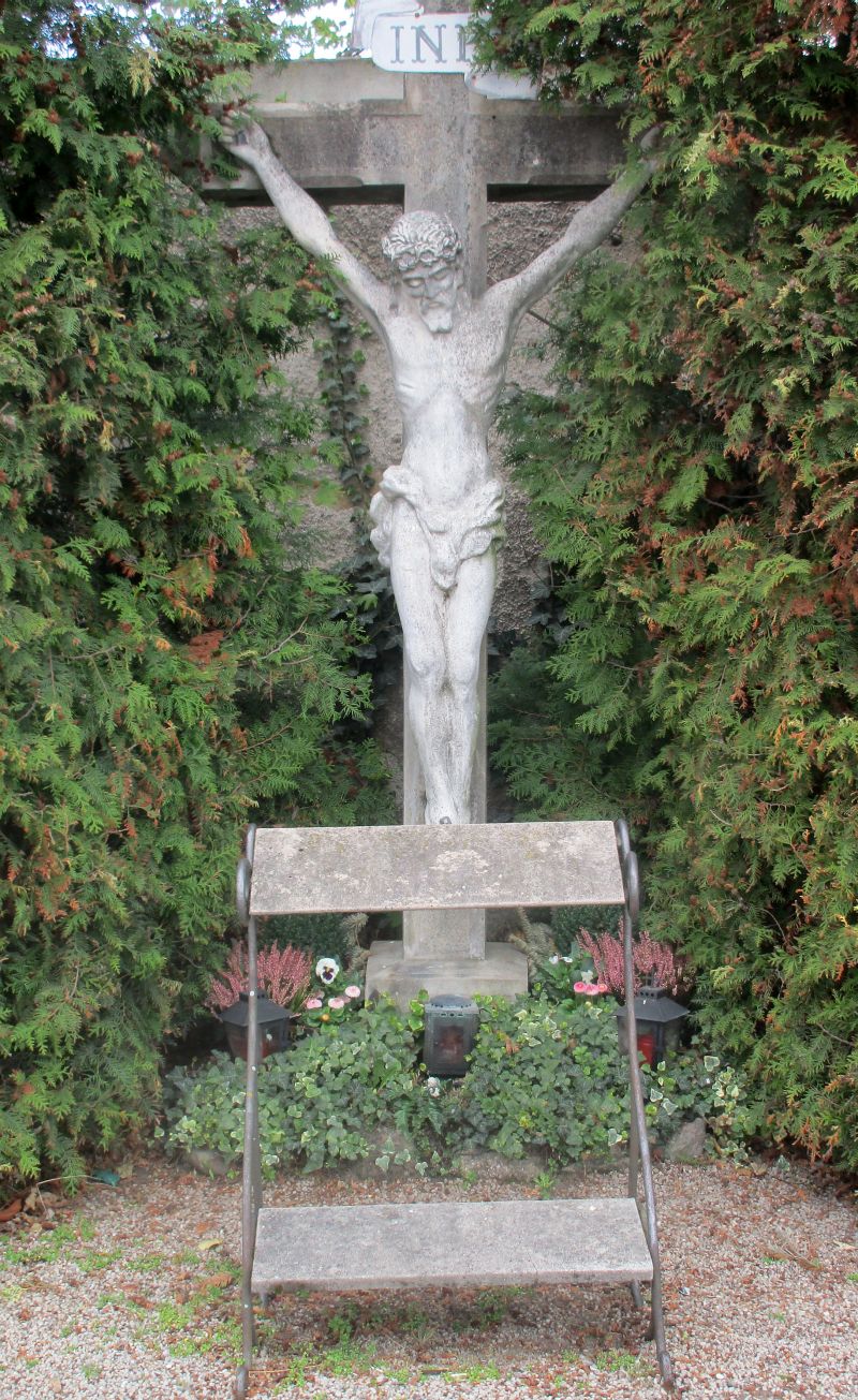 Friedhofskreuz