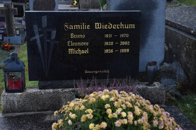 Wiederkum