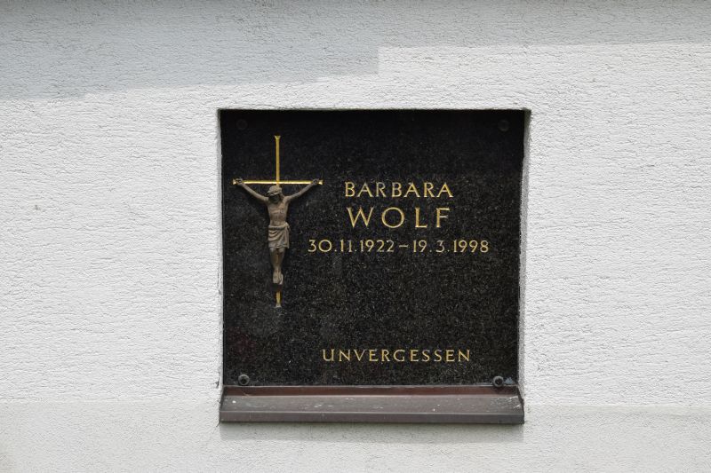 Barbara Wolf