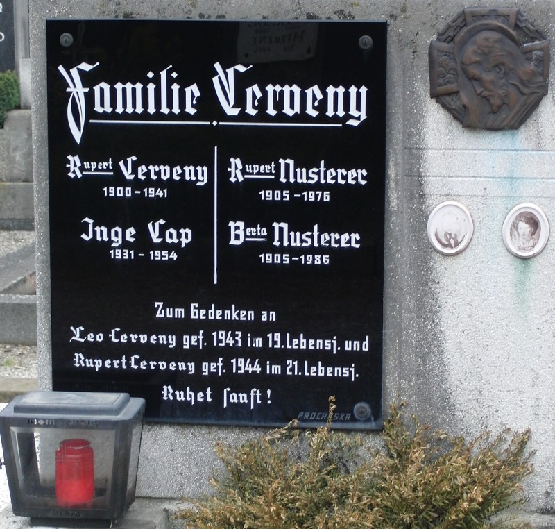 Cerveny; Cap; Nusterer