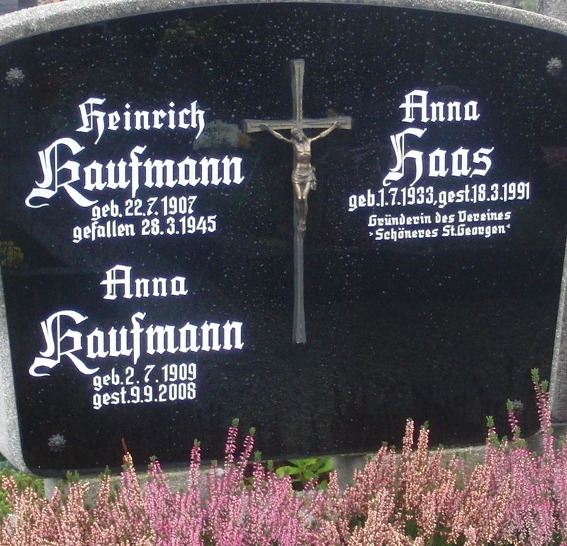 Kaufmann; Haas