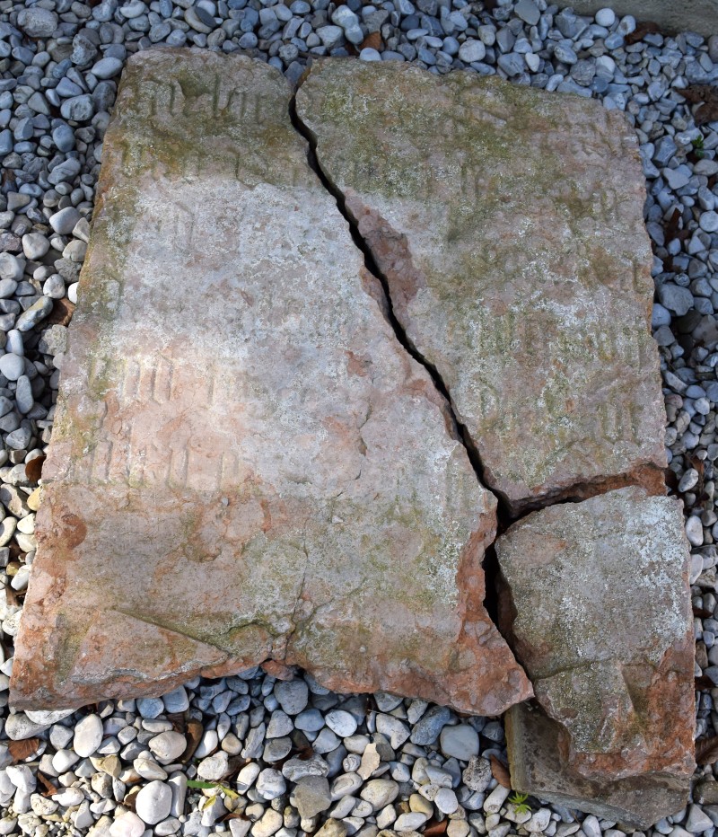 Unbekannt