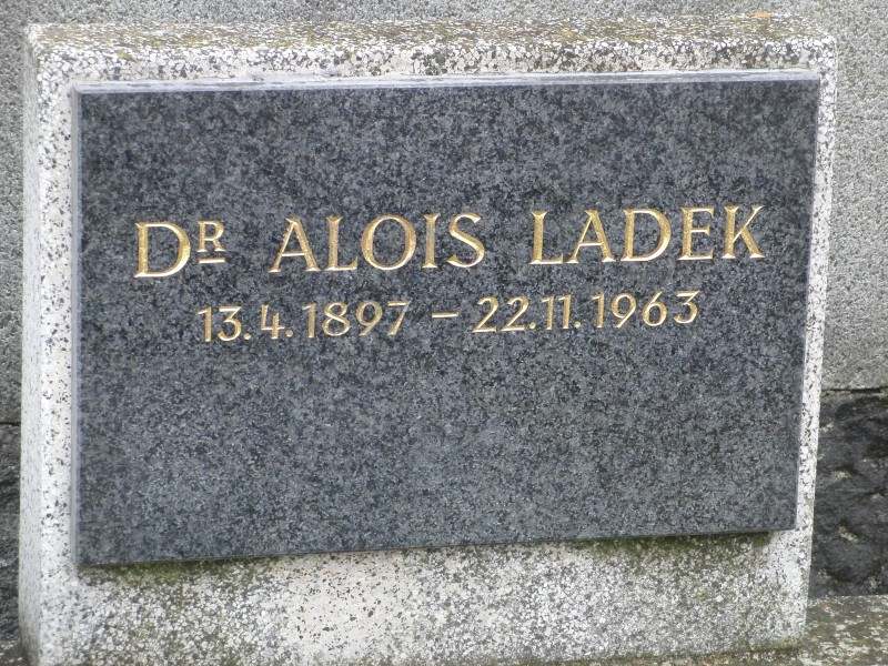 Ladek