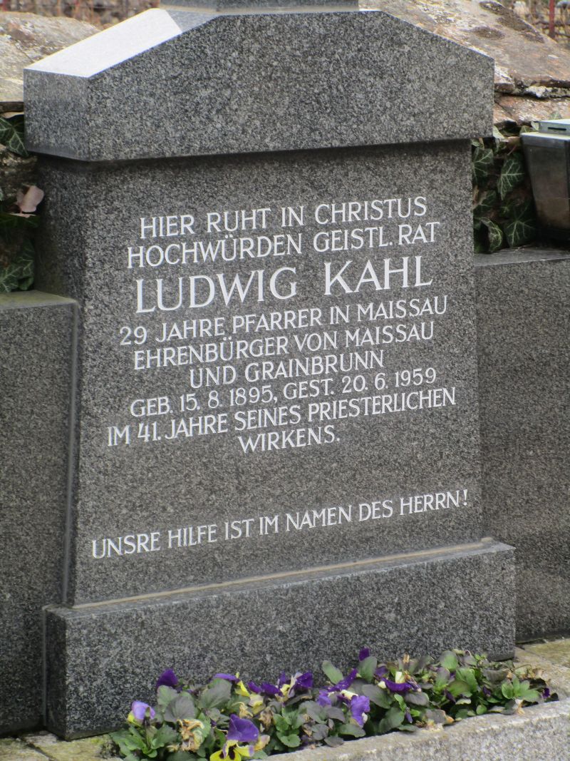 Kahl