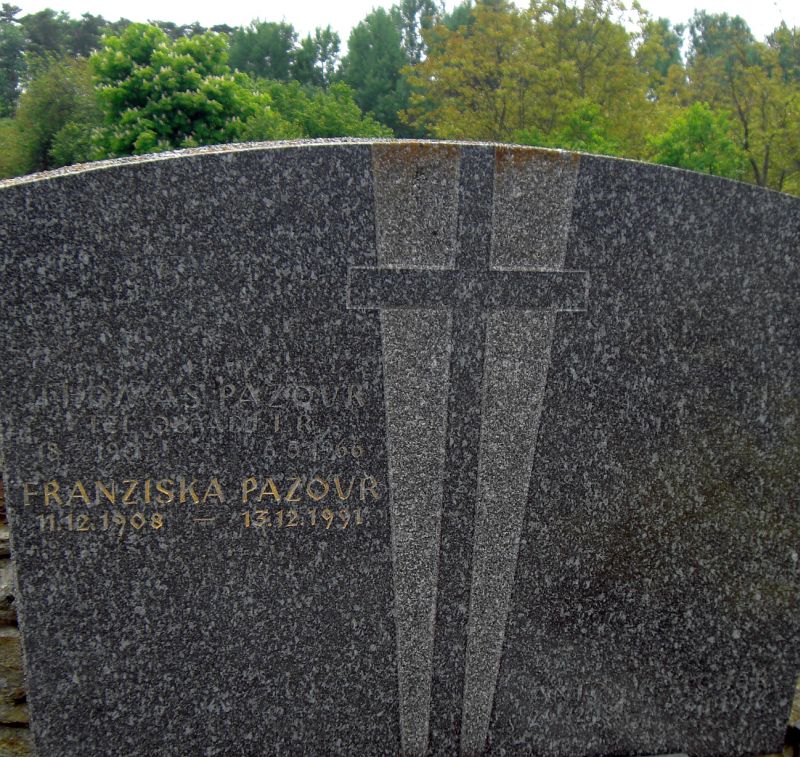 Pazour
