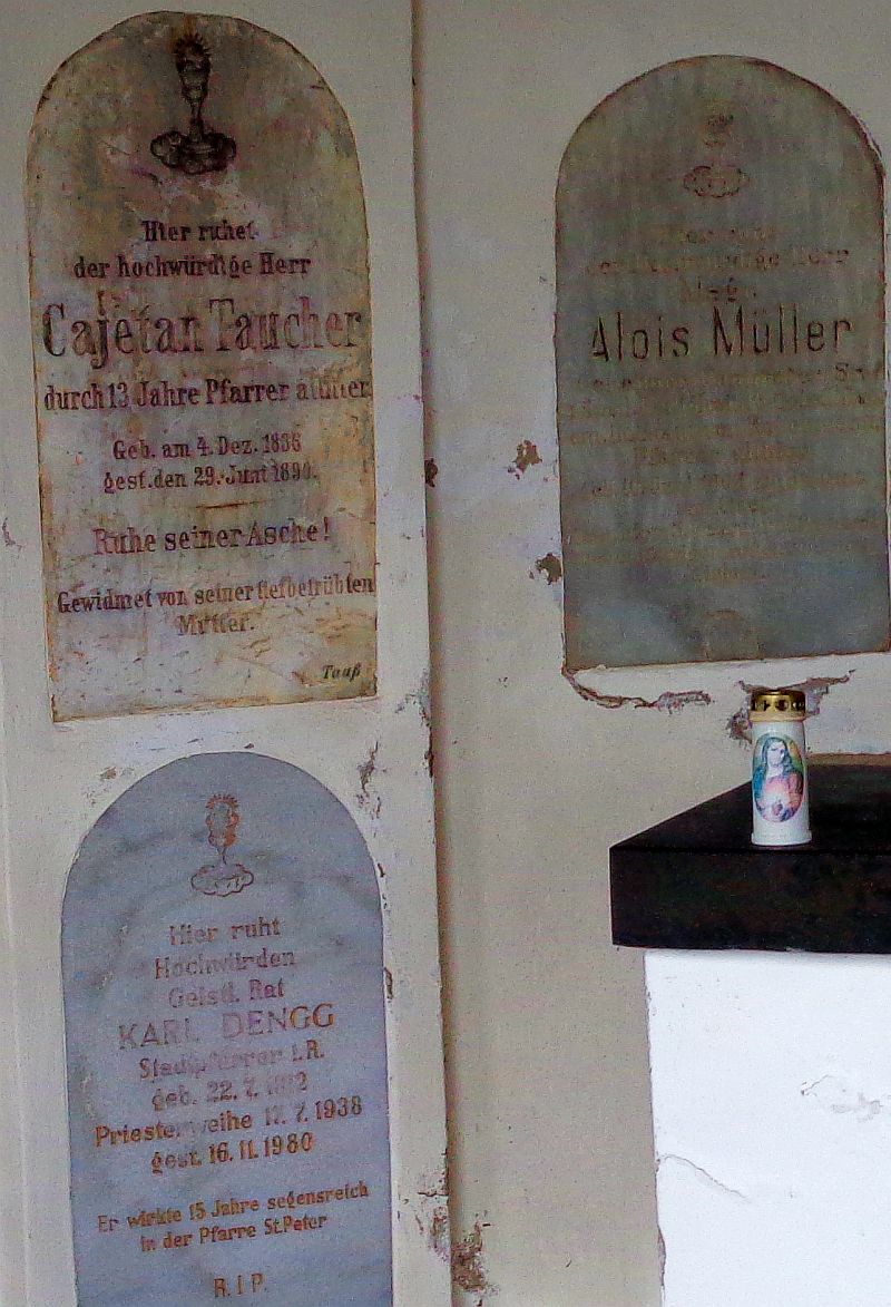 Priestergruft: Dengg; Deumlich; Goldstein; Kraxner; Langmann; Müller; Pertoczi; Schmidt; Taucher; Wallner (2)