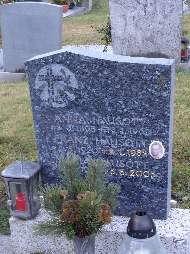 Hausott