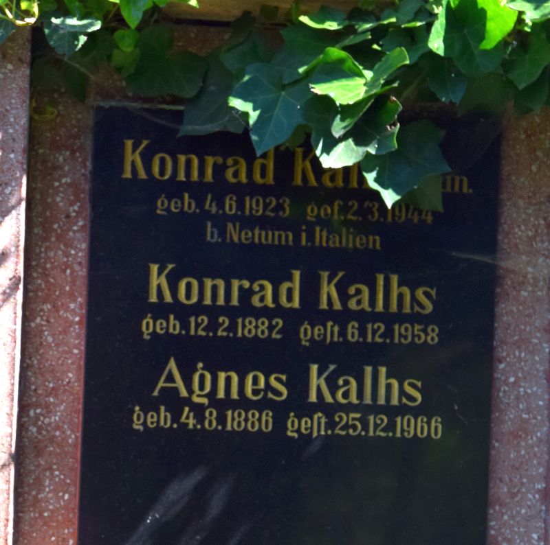 Kalhs