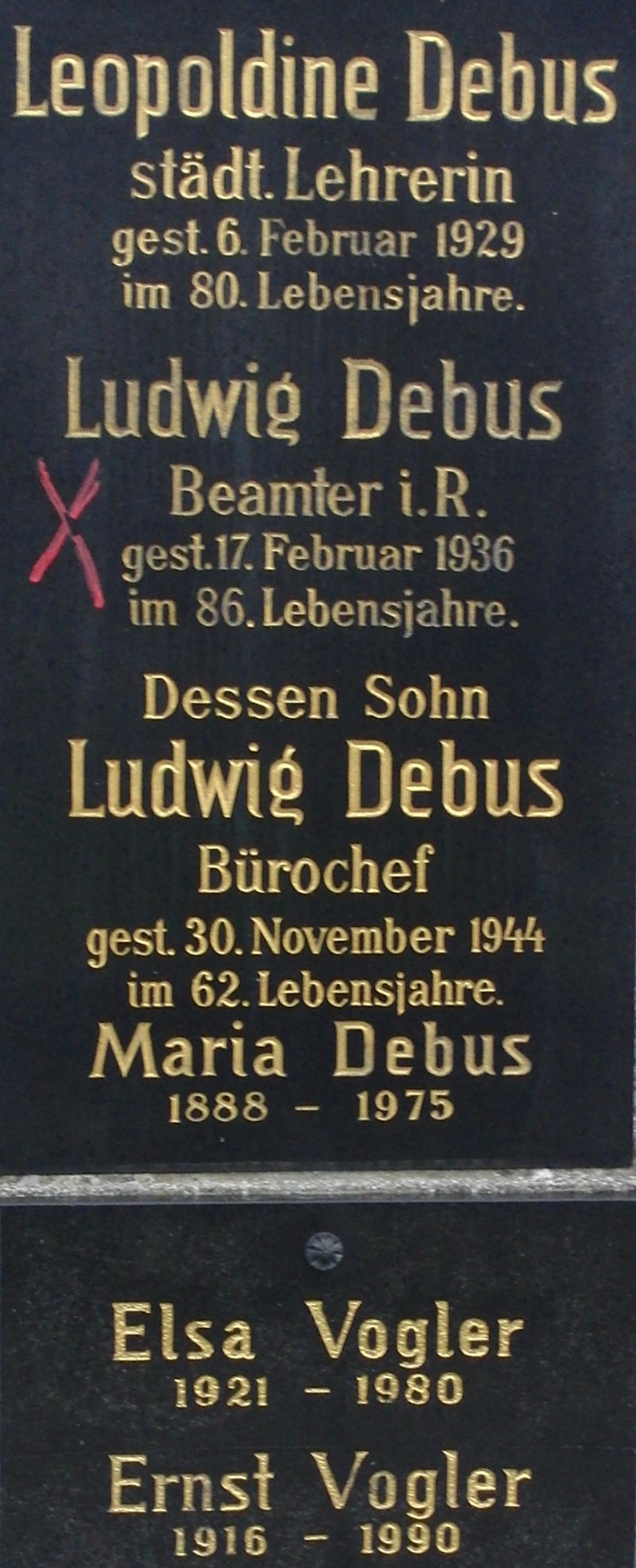 Debus; Vogler