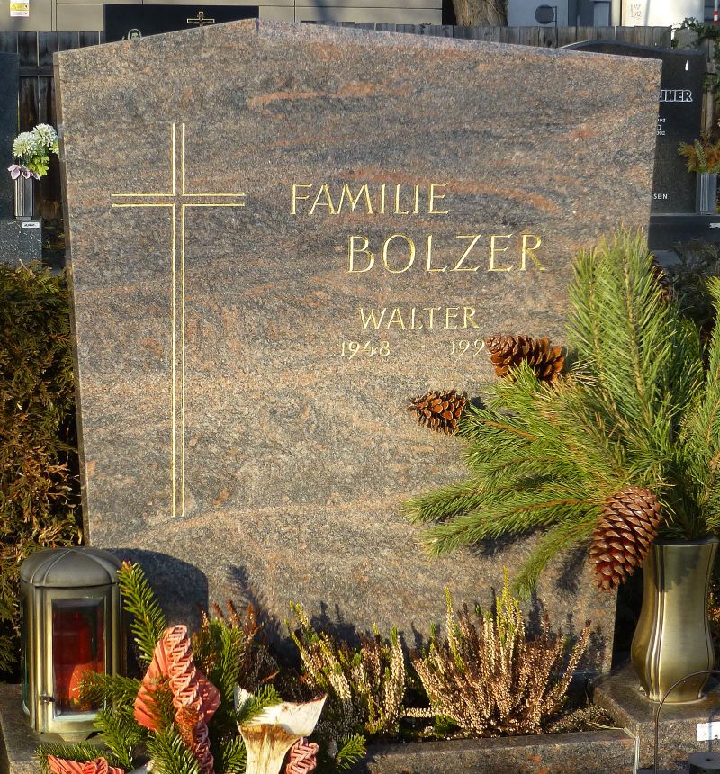 Bolzer