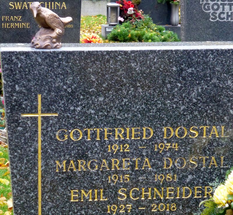 Dostal; Schneider