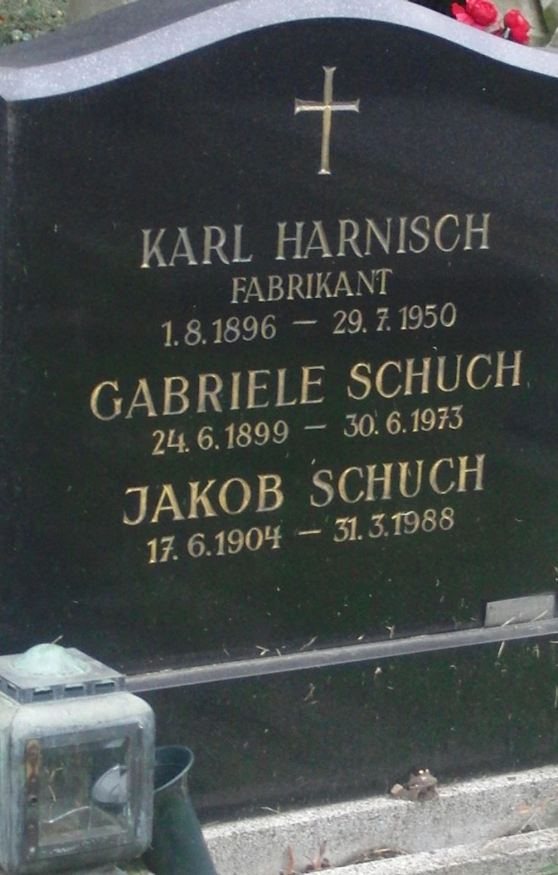 Harnisch; Schuch