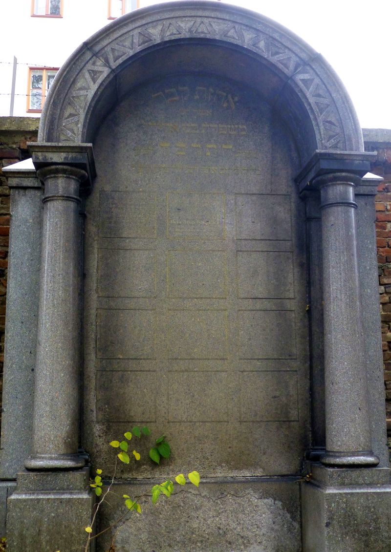 Grabstein 28