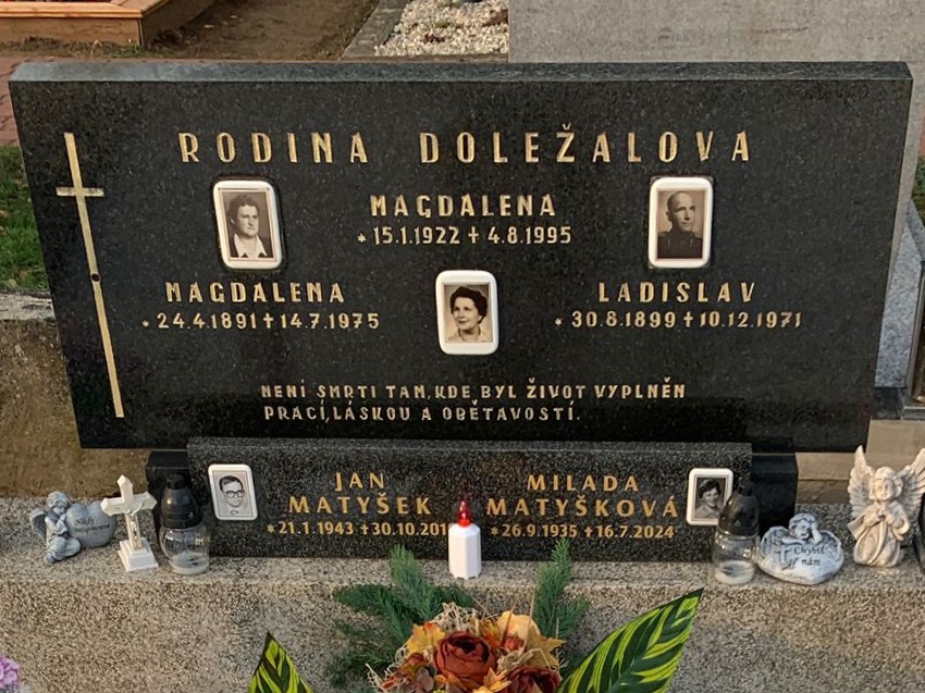 Doležalová; Matyšek; Matyšeková