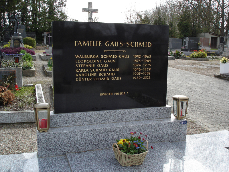 Gaus; Schmid