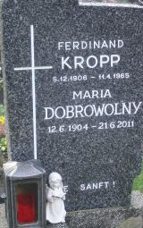Kropp; Dobrowolny