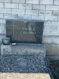 Bauer; Chomat