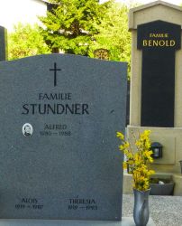 Stundner; Benold