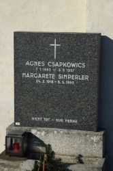 Csapkowics; Simperler