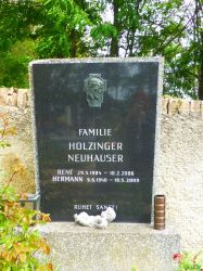 Holzinger; Neuhauser