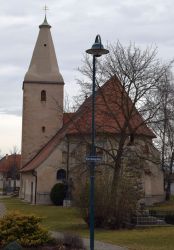 Kirche; Kriegerdenkmal